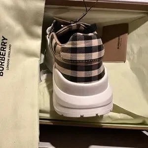 Burberry | Shoes | Burberry Regis Low Top Sneaker Womens